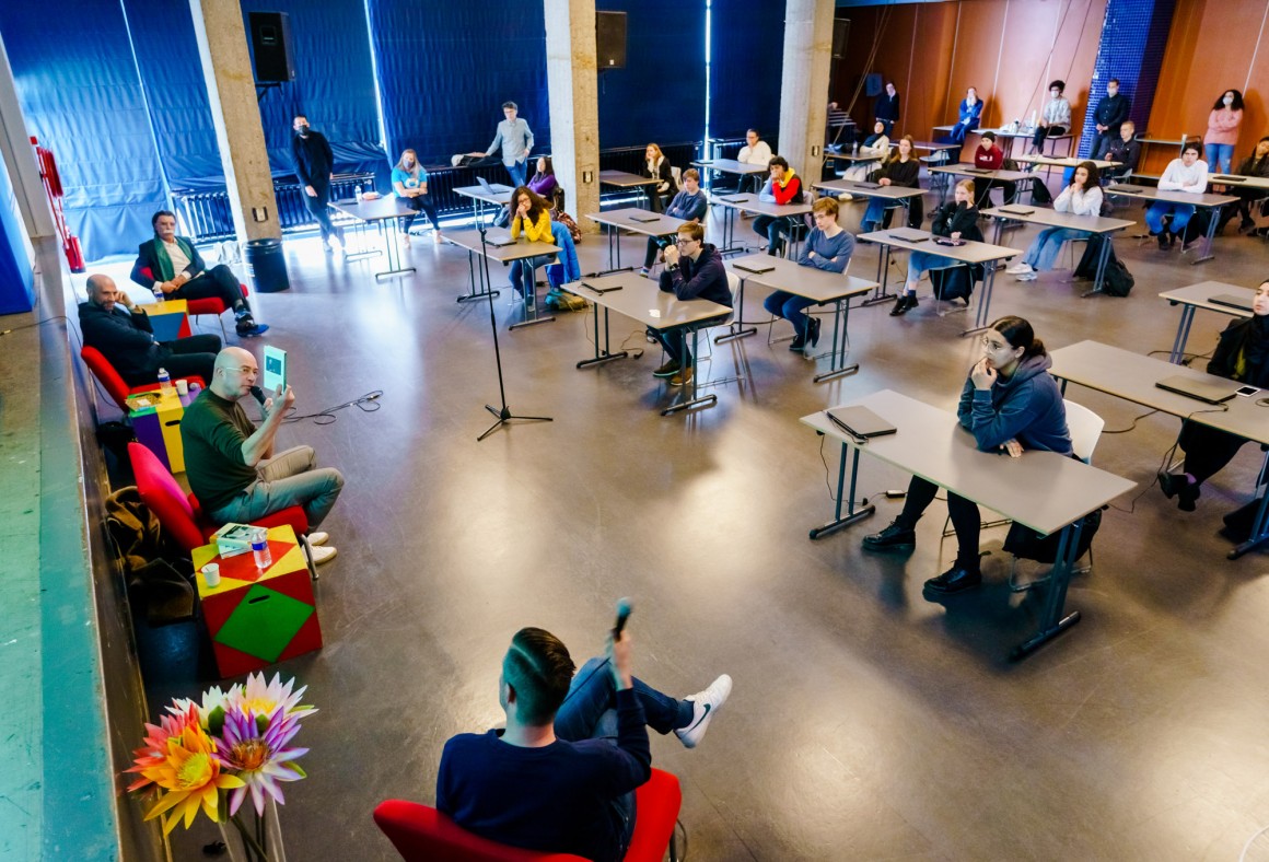 Dag Van De Literatuur Lokaal op het Montessori Lyceum Rotterdam